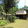 CASA / PISCINA  / RIO AL FONDO