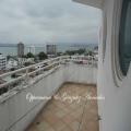 Edificio frente al mar en venta