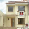 Casa en Cuenca sector Av.Ordo�ez Lasso (SCV275)