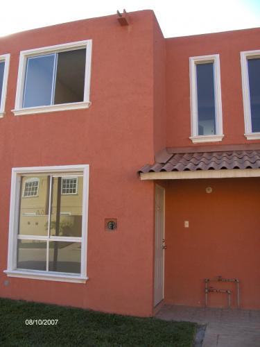 CASA SOLA CON PATIO TRASERO PARA CONSTRUIR, Casas de venta en Acapulco