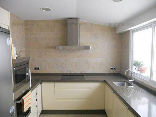 Se vende estupendo piso de dise�o en el barrio de