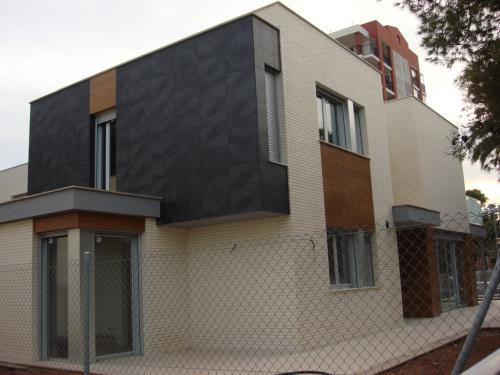 Villa o casa unifamiliar en Benicasim playa con piscina y jard�n