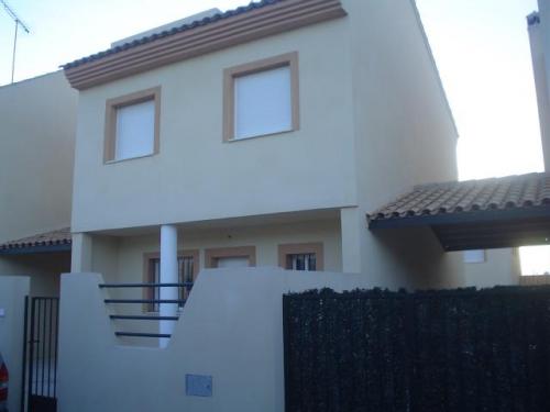 VIVIENDA UNIFAMILIAR EN VENTA EN MOLLINA - 150000 !!