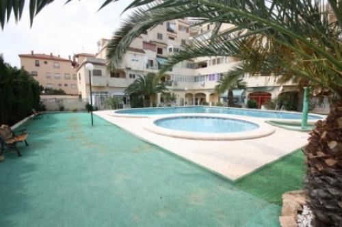 TORREVIEJA,CERCA PLAYA ,PISCINA COM,VISTAS MAR SOLAMENTE 36.900 EUROS.