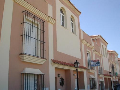 CASA DE NUEVA CONSTRUCCIÓN MUY ECONOMICA