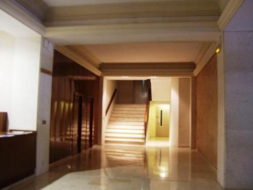 PISO  DE  4  DORMITORIOS