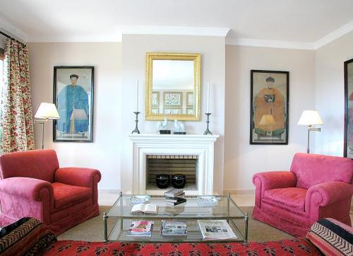 Adosado en Paraíso Hills:lujo,calidad y confort al mejor precio.Estepona.