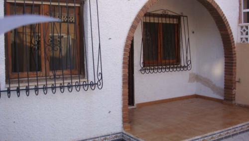 CASA SITUADA EN LA ZONA NUEVA