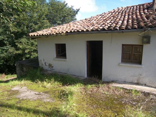 Casa y fincas no edificables