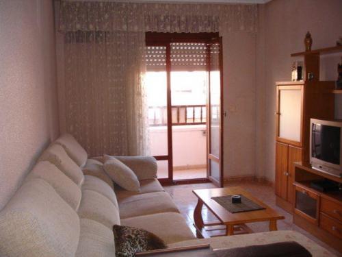 Piso en alquiler en Los Montesinos (Alicante) a 10 minutos