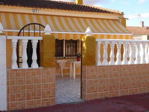 Bungalow en venta en Torrevieja cerca del centro y a
