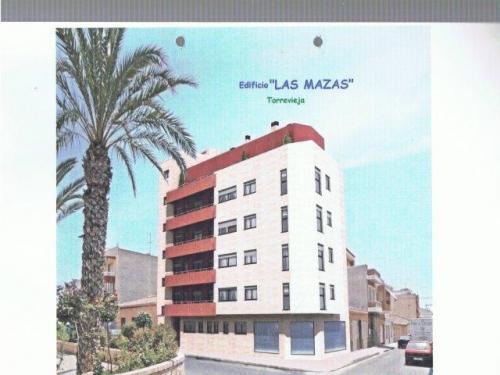 PromociOn de viviendas en Torrevieja Edificio las Mazas.Se vende atico