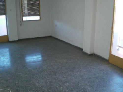 Piso en venta en la zona centro de Elda. Para