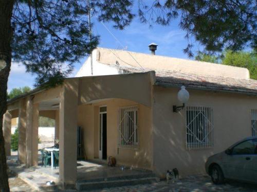 Chalet a 5 min del centro del Elda buena ubicacion