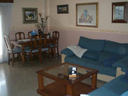 Piso con urbanizacion privada y piscina 2 plazas de Garaje.