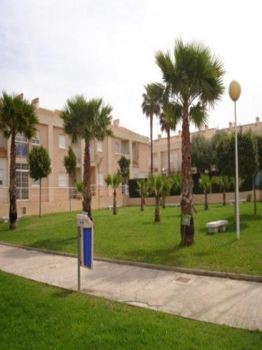 A10 minutos de torrevieja en aguas nuevas se vende casa