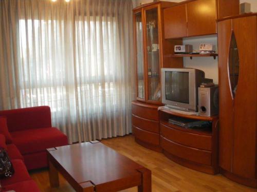 PISO EN VENTA EN GIJON. DOS DORMITORIOS Y DOS BAñOS.