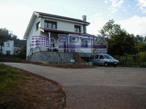 VENDE CASA OBRA NUEVA CON FINCA PRECIO NEGOCIABLE