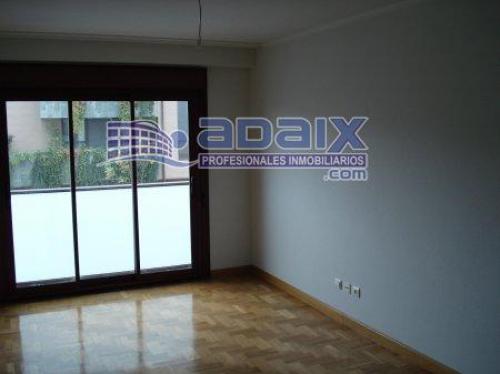 Piso a estrenar situado en la zona de La Florida.Lugar