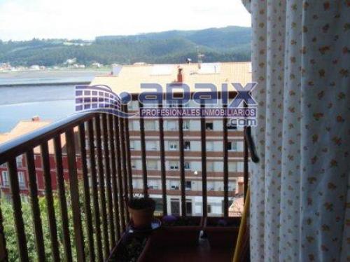 SE VENDE PISO AMUEBLADO OBRA NUEVA FRENTE AL MAR CON