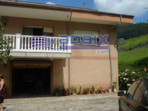 SE VENDE PRECIOSA CASA DE DOS PLANTAS EN PRAVIA CON