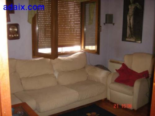 Vivienda (90 metros cuadrados) con 3 habitaciones 1 baño 1sala