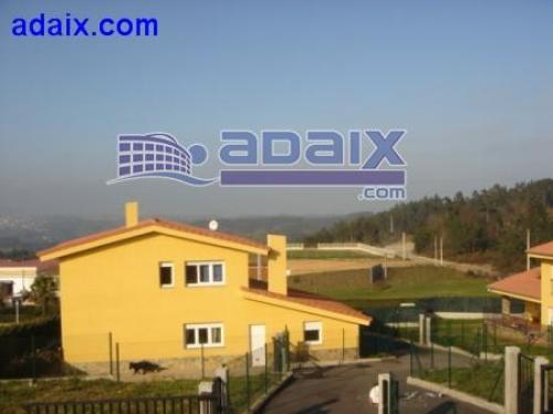 VENDO CHALET PAREADO CON VISTAS AL MAR A ESTRENAR.EN urbanizacion