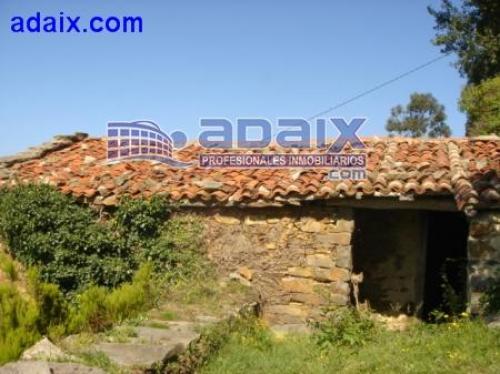 CASA CON 2.000 M2 DE FINCA TODA EN PIEDRA CON