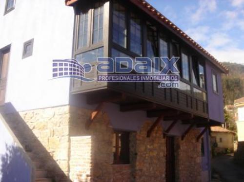 CASA TOTALMENTE RESTAURADA QUE CONSTA DE PLANTA BAJA PLANTA PRIMERA