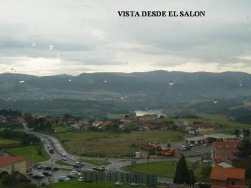 Construccion de 2005 a estrenar suelos de parquet y gres