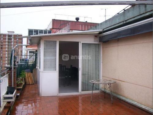 Atico de Alquiler en Badalona Zona de La Salud tiene