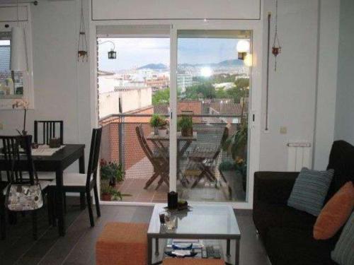 atico de Alquiler en Badalona Zona de Bufala tiene suelo