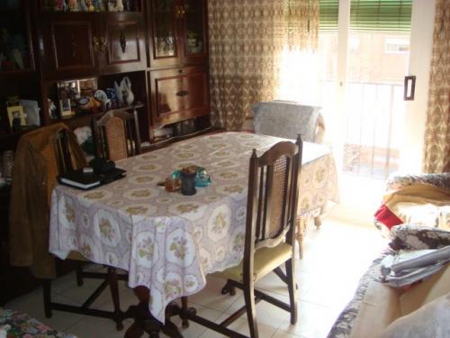 EXTERIOR Y ESQUINERO Piso en comunidad de tan solo 3