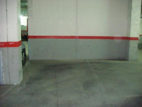 PARKING DOBLE DE 20M. Zona Roca blanca se vende plaza