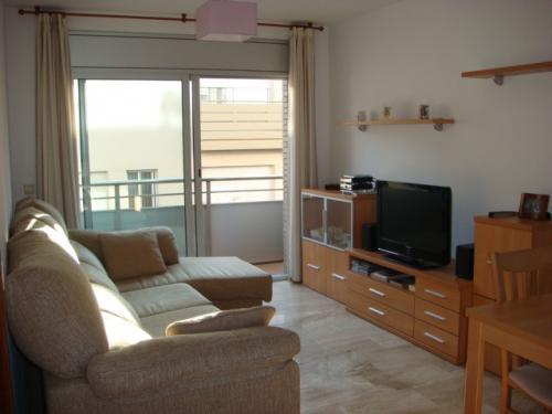 PRECIOSO piso con acabados de primerísima calidad y mucha luz.