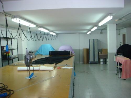 MUY BIEN UBICADO Local de 264 mts distribuido en dos