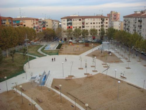 REFORMADO CON VISTAS EXTERIORES Cuarto piso (previsto ascensor) en zona