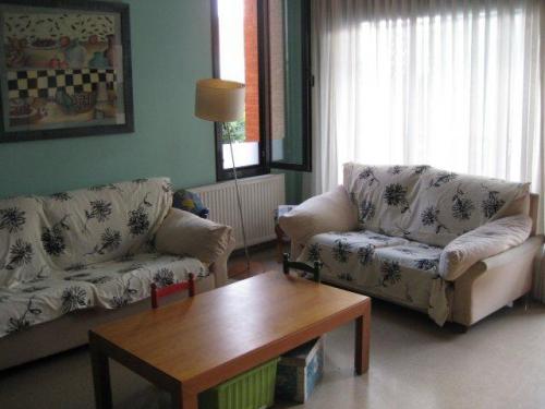 Piso en venta en Badalona Bufala. Obra de 10 años.