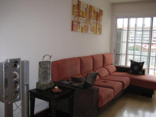 Piso en venta en Sants buen estado 75m2 4 habitaciones