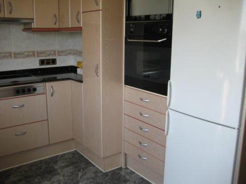 Piso en venta en Badalona. 2 habitaciones dobles baño con