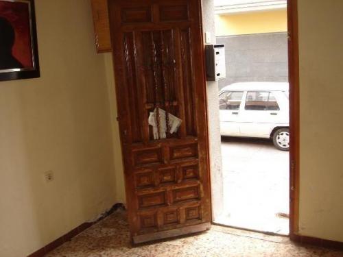 Vivienda unifamiliar en Badalona.Consta de dos dormitorios salon-comedor cocina y