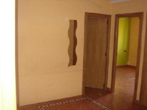 Piso en venta en Hospitalet cerca del Metro de Torrassa.Edificio