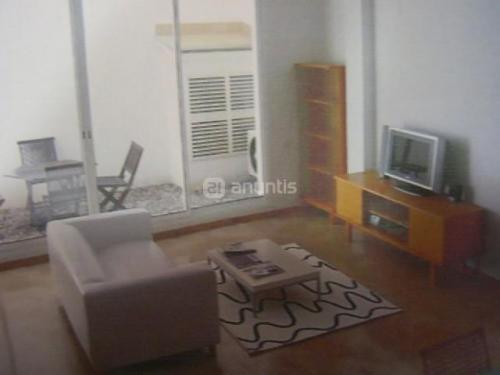 Loft de Alquiler en Badalona Zona Centro tiene suelo de