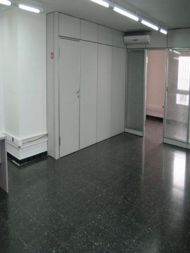 Local en alquiler en santa Eulalia al lado de la