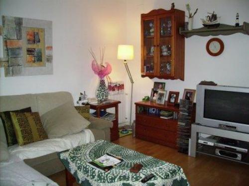 Zona: PUERTO (82.000.000 Pts) El piso tiene suelo de parquet