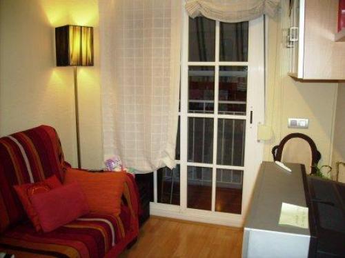 Zona: SANTO CRISTO (26.122.602 Pts) Tiene suelo de parquet ventanas