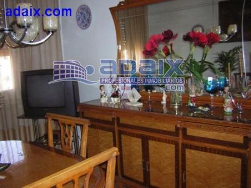 ZONA: GORG. Piso exterior y muy luminoso se deja amueblado.