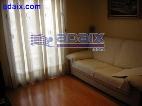 ZONA : SISTRELLS ( 40.497.000 pts ) Amueblado trastero parket