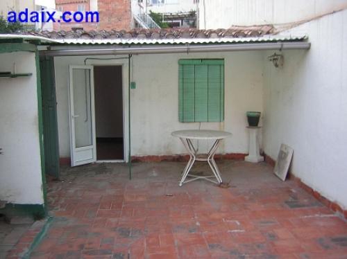 ZONA : SISTRELLS ( 54.500.000 pts ) Tiene 2 terrazas