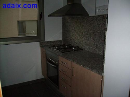 ZONA : CENTRO ( 50.500.000 pts) Aluminio climalit cedro parquet